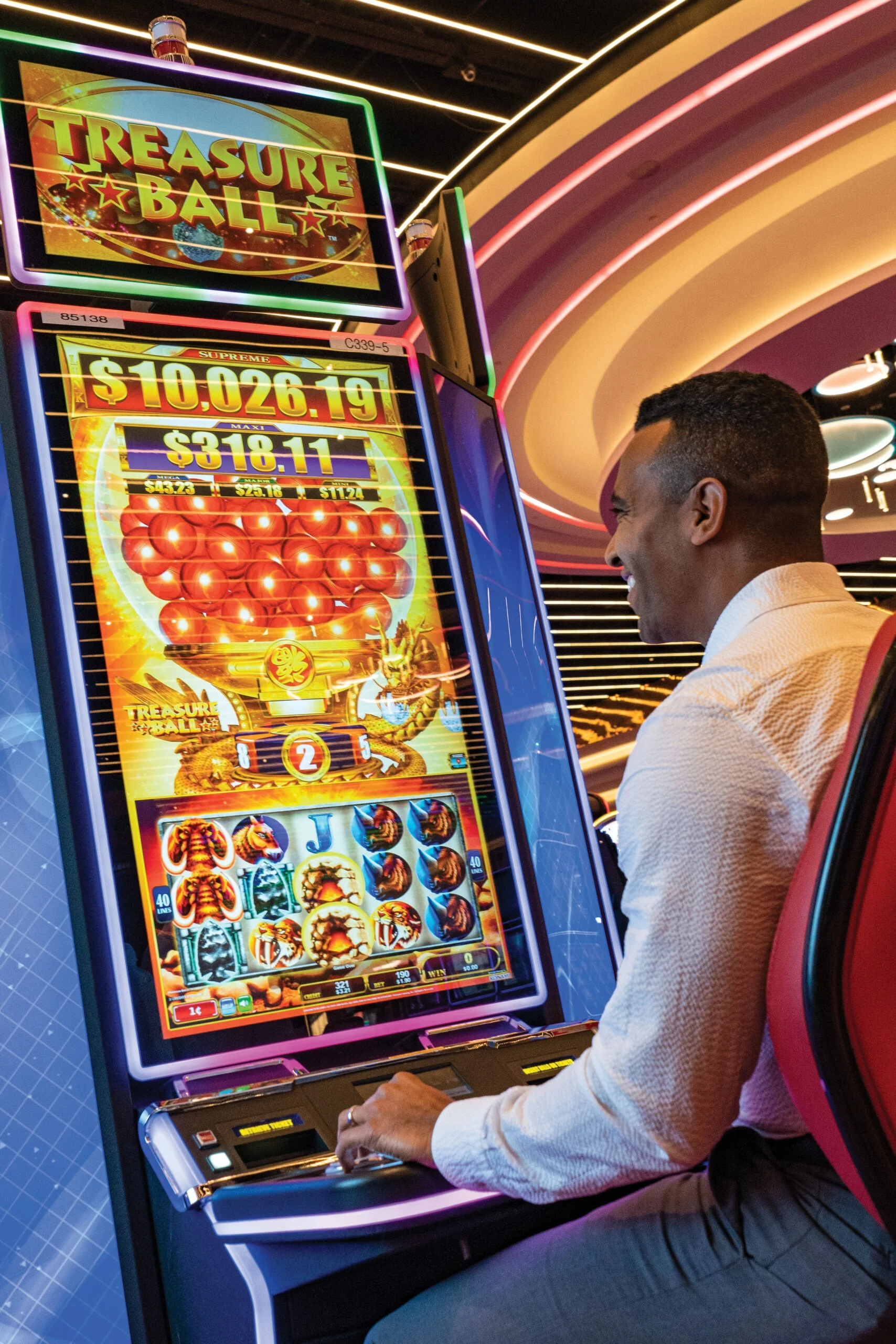 盛世棋牌老虎机游戏界面展示多种老虎机选择